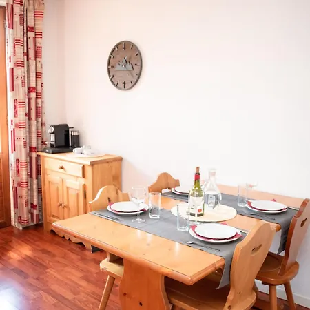 2 Pieces Pour 6 Personnes Avec Piscine, Proche Saint-lary-soulan - Fr-1-504-178 Apartment *